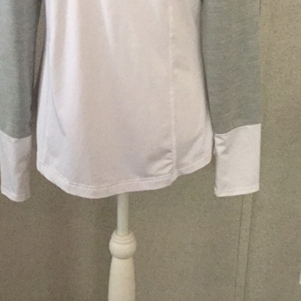 Danskin Now semi fitted white grey athletic jacket - Picture 12 of 13